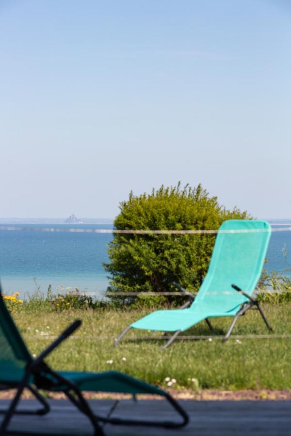 La Metairie-Du-Vauhariot - Vue Mer Et Mont Saint Michel - Piscine Chauffee - Acces Gr34 康卡勒 外观 照片