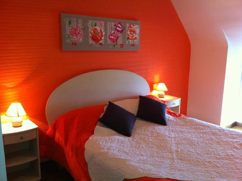 La Metairie-Du-Vauhariot - Vue Mer Et Mont Saint Michel - Piscine Chauffee - Acces Gr34 康卡勒 外观 照片