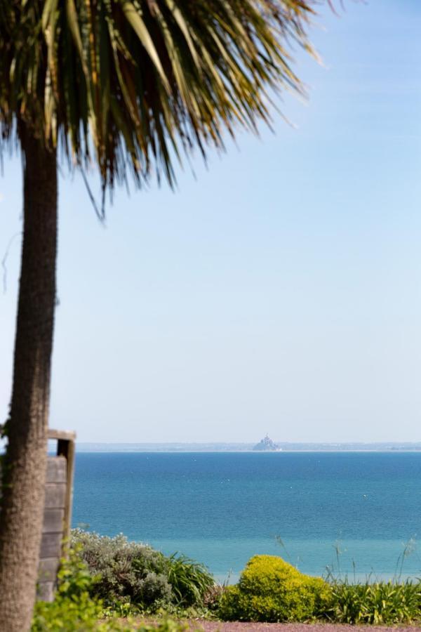 La Metairie-Du-Vauhariot - Vue Mer Et Mont Saint Michel - Piscine Chauffee - Acces Gr34 康卡勒 外观 照片